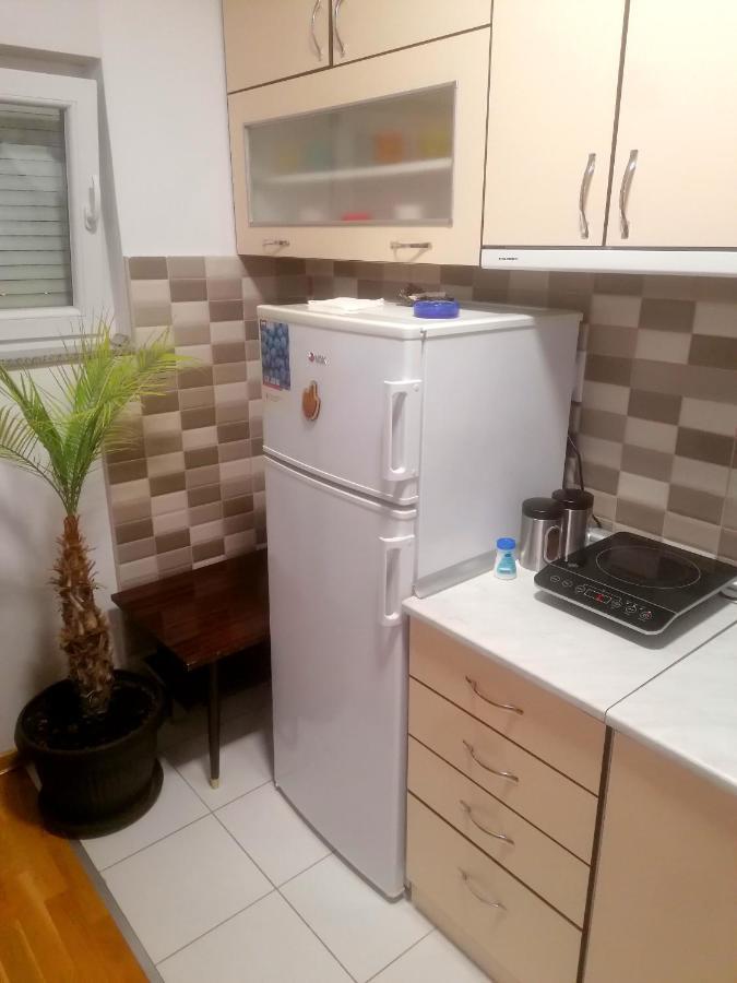 Ferienwohnung Apartmens Natali Belgrad Exterior foto